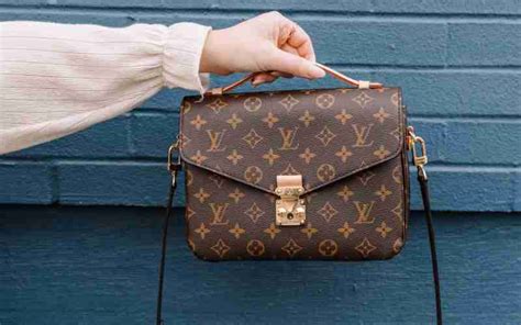 nep louis vuitton herkennen|10 Tips om Nep LV (Louis Vuitton) Tas t.